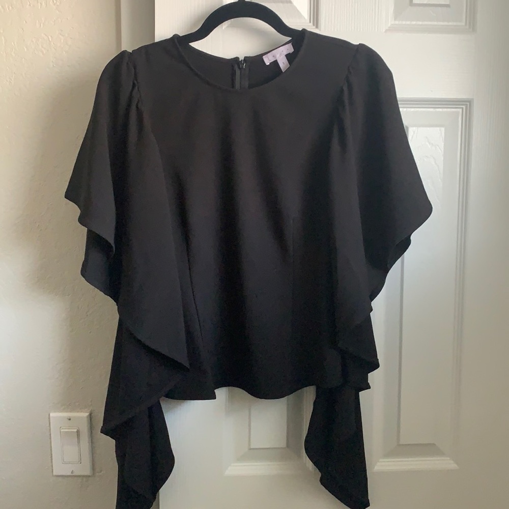 Black zipper in back blouse